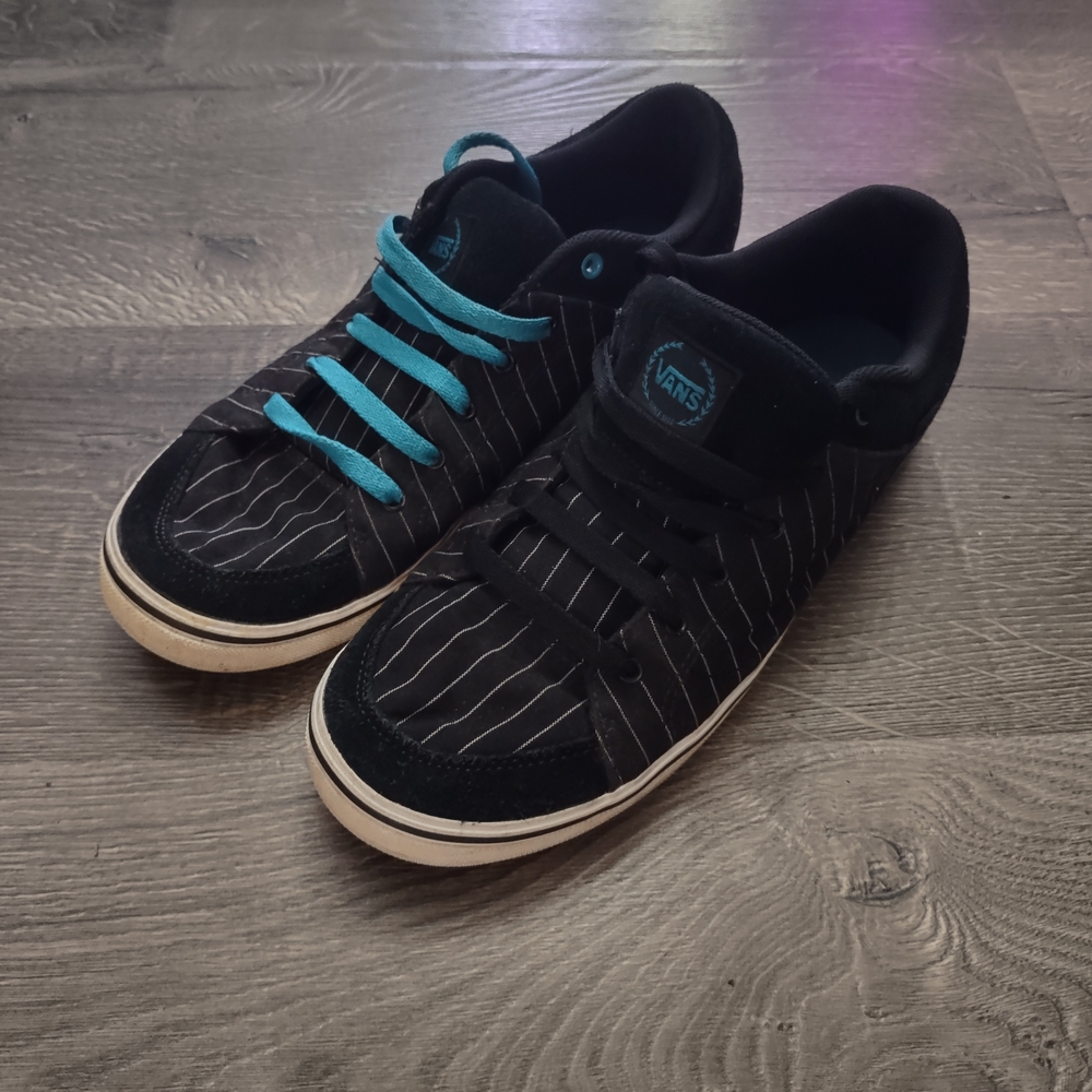 Vans Womens Black and Blue Sneakers